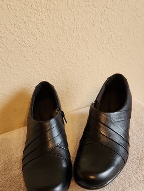Clarks Black Leather Slip-On Loafers with Crisscross Straps